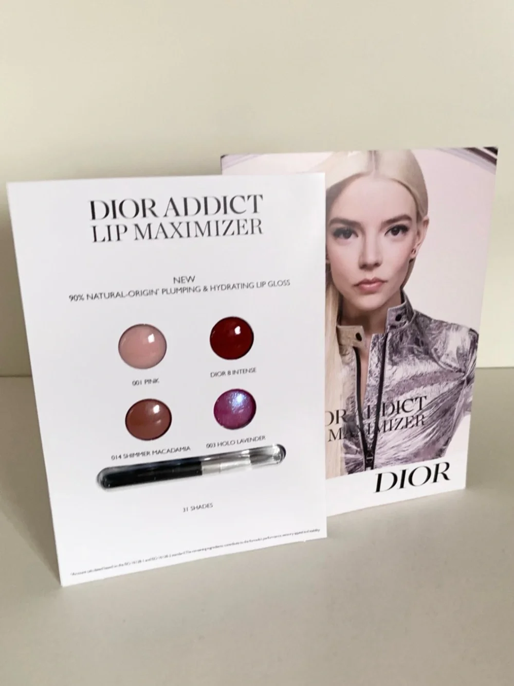 Hold Dior plumping lip gloss kit